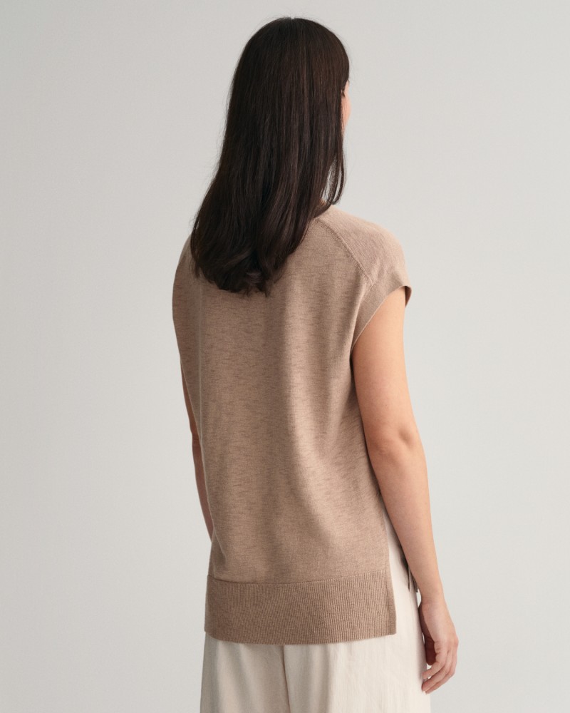 LINEN-BLEND V-NECK VEST