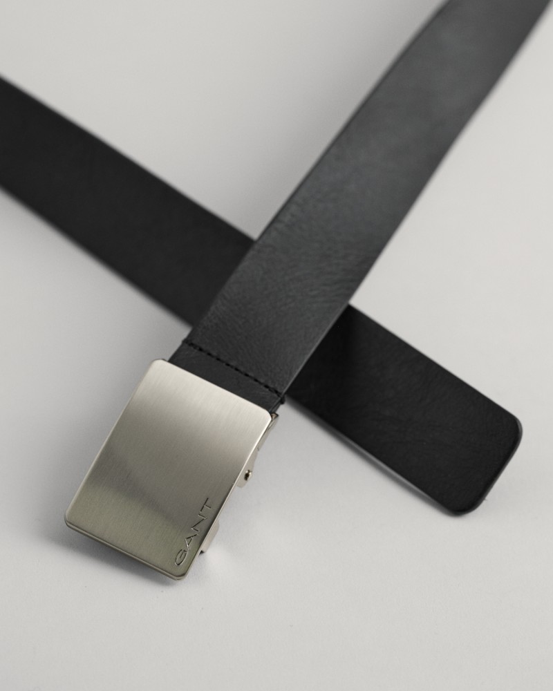 Plaque Buckle Leather Belt