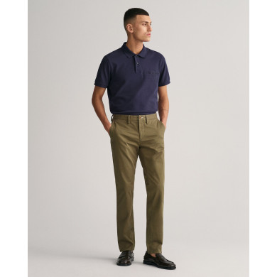 Pantalon chino slim fit en sergé