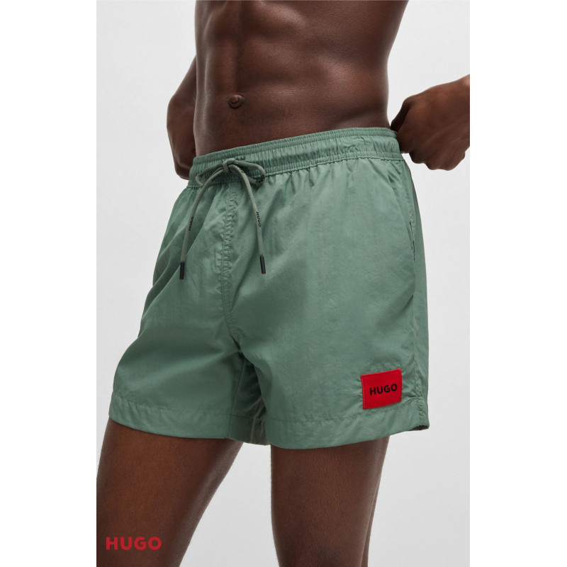 Short de bain à séchage rapide avec étiquette logotée