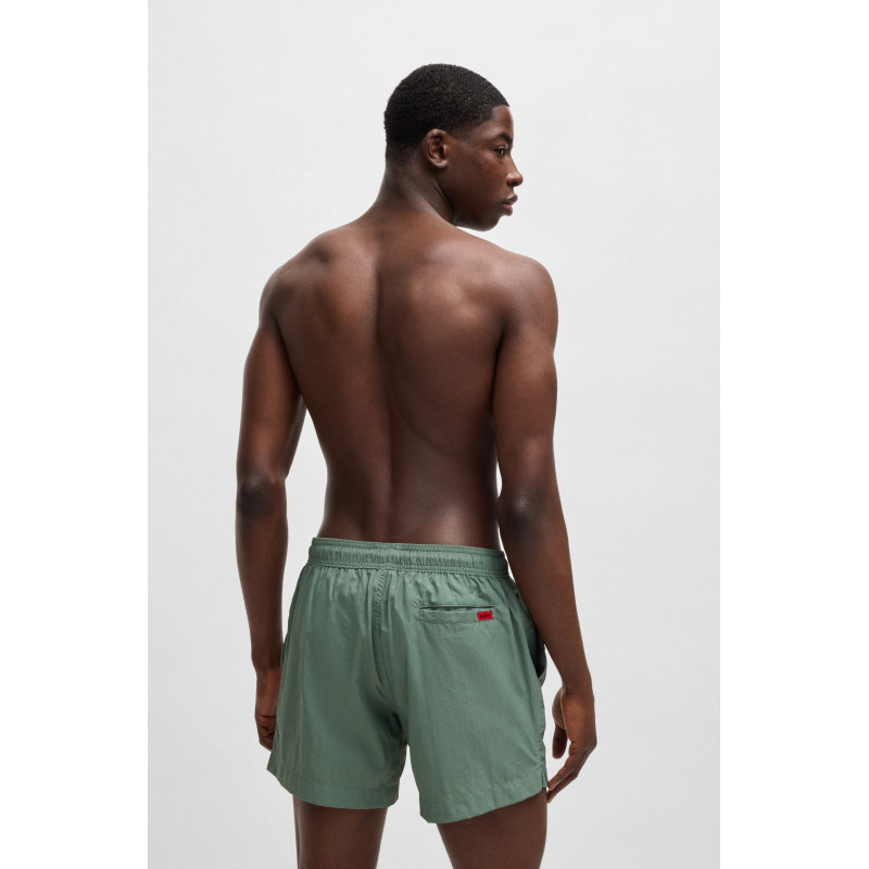 Short de bain à séchage rapide avec étiquette logotée