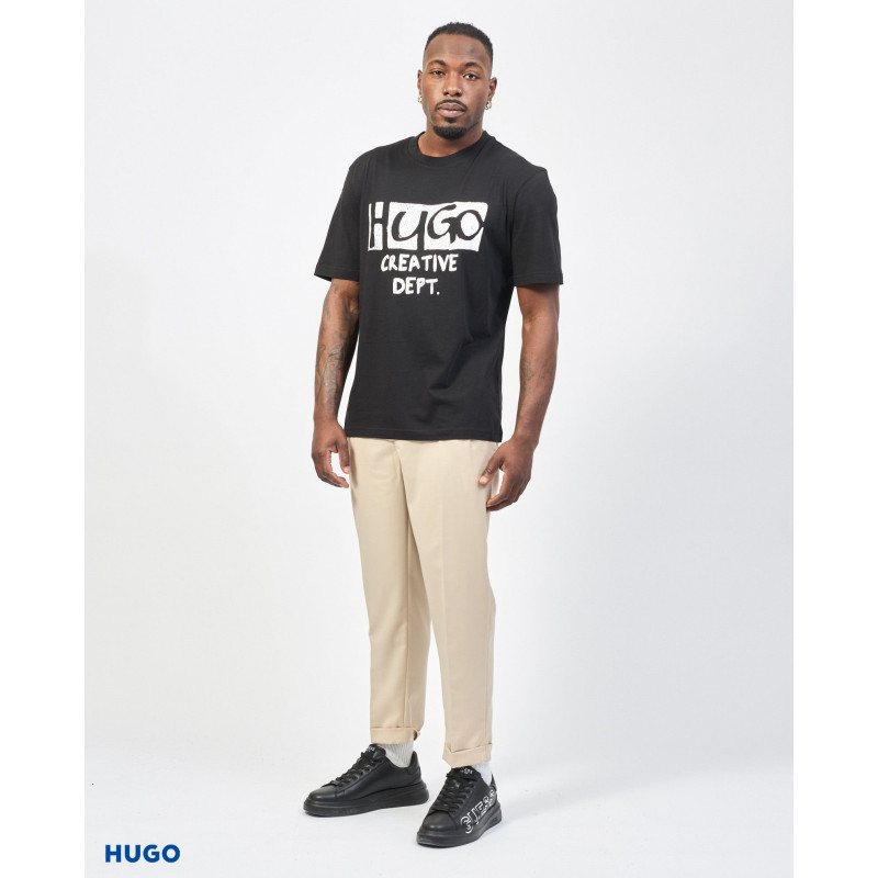 T-shirt HUGO avec nouveau graphisme T-shirt HUGO avec nouveau graphisme