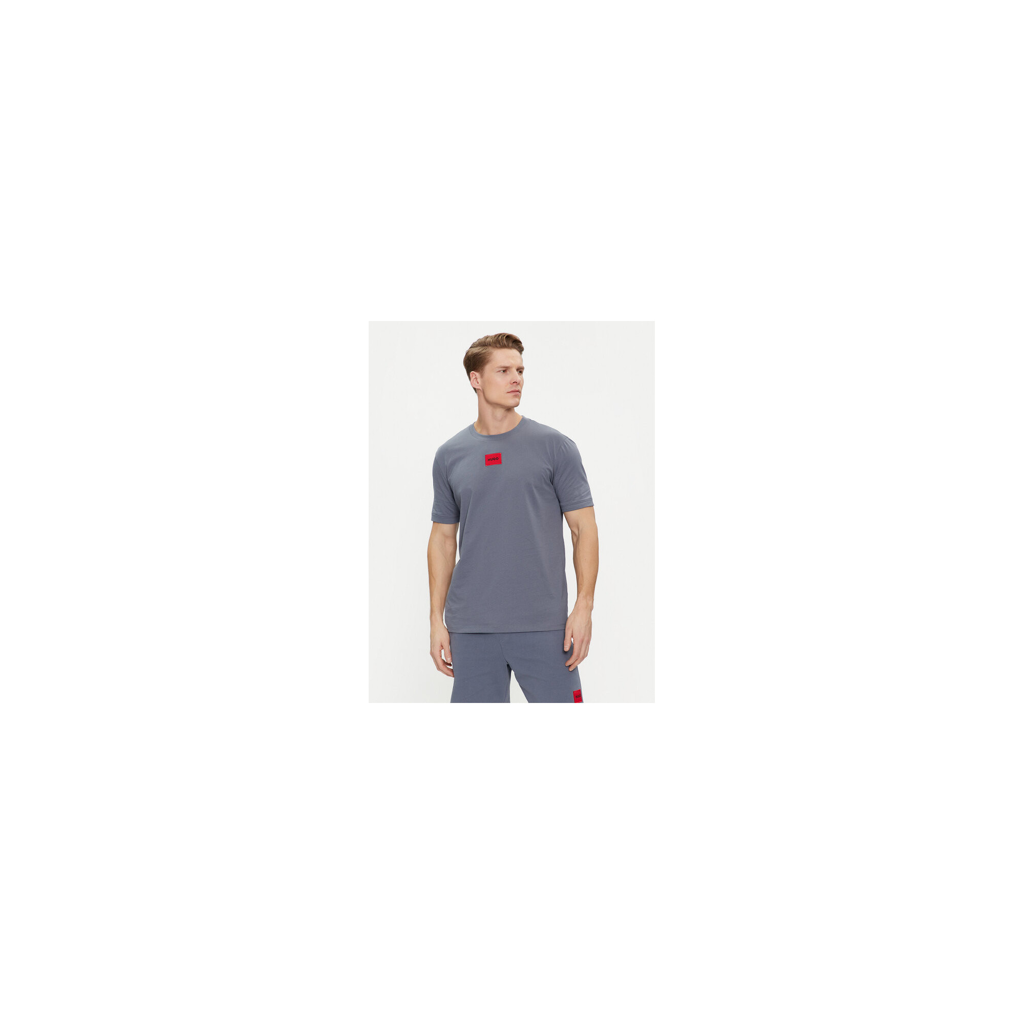 T-shirt en jersey de coton avec étiquette logotée T-shirt en jersey de coton avec étiquette logotée