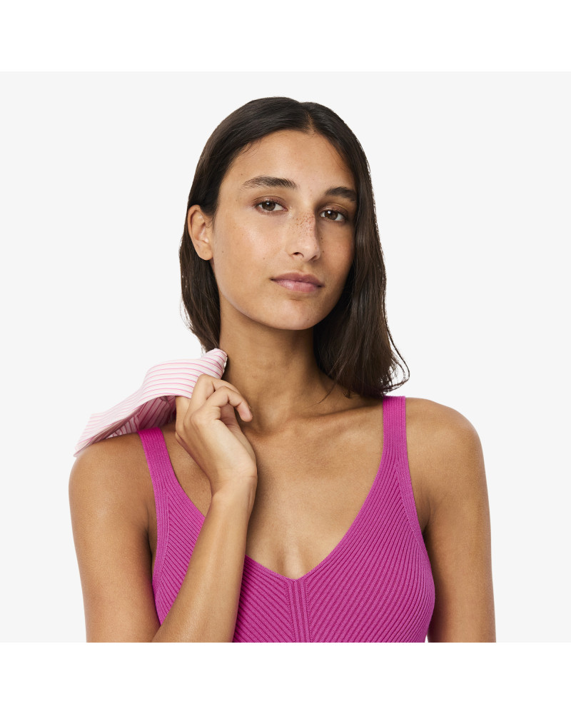 Robe longue côtelée sans coutures