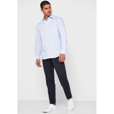 CHEMISE ESSENTIAL REGULAR FIT