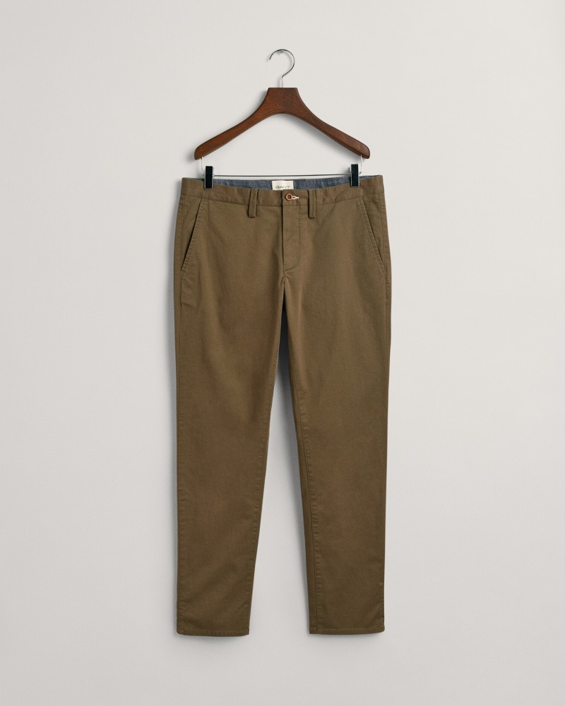 Pantalon chino slim fit en sergé